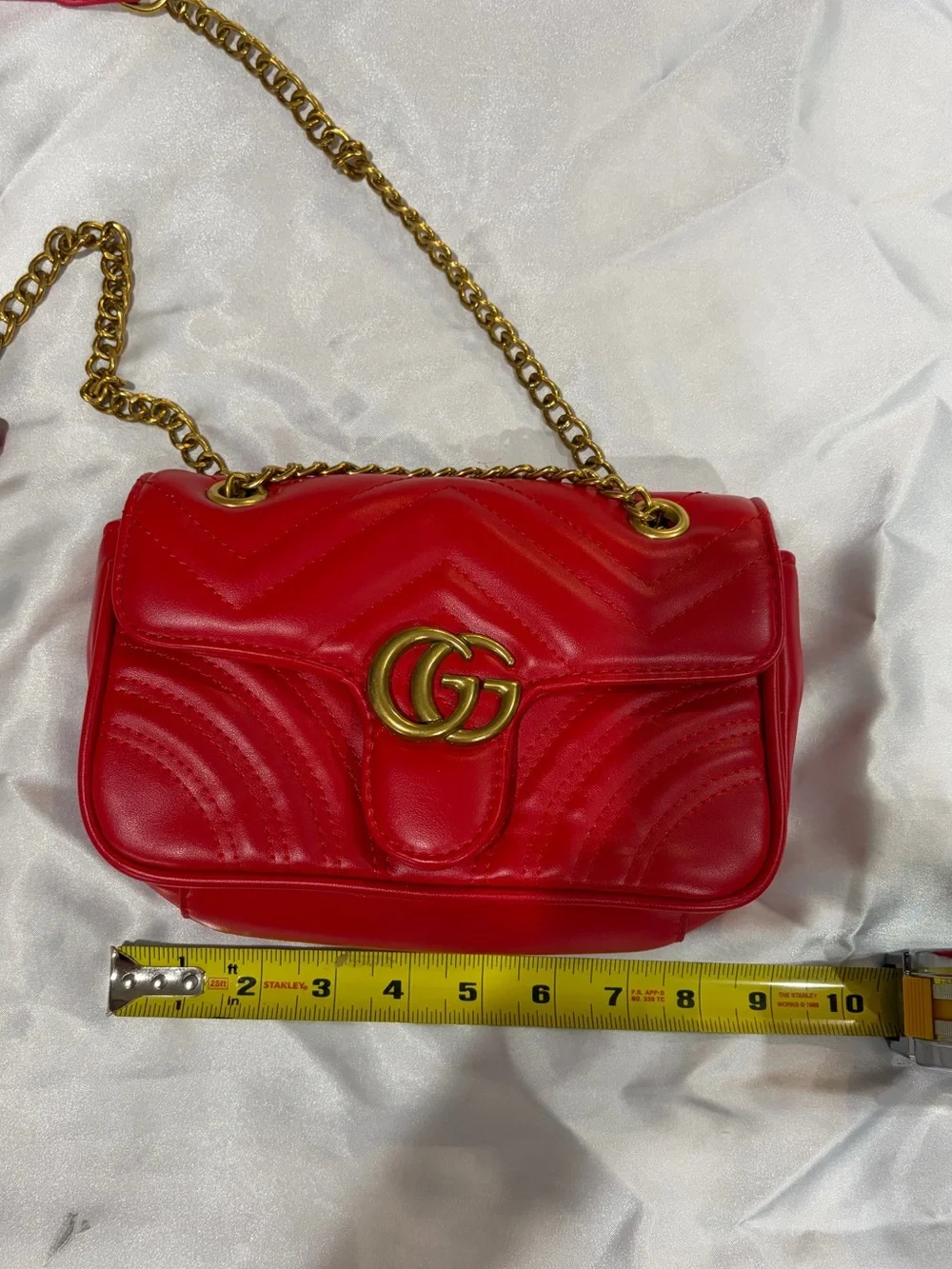Gucci GG Marmont Matelasse red Crossbody with antique Gold tone hardware